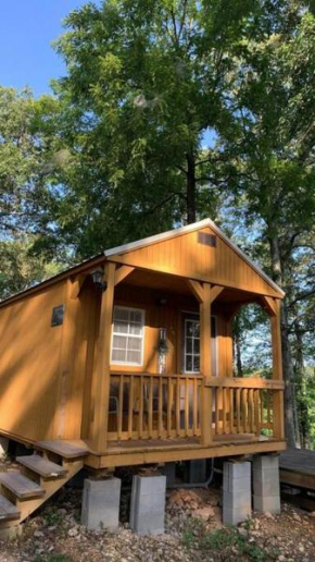 Valley View Cabin - Buffalo Point
